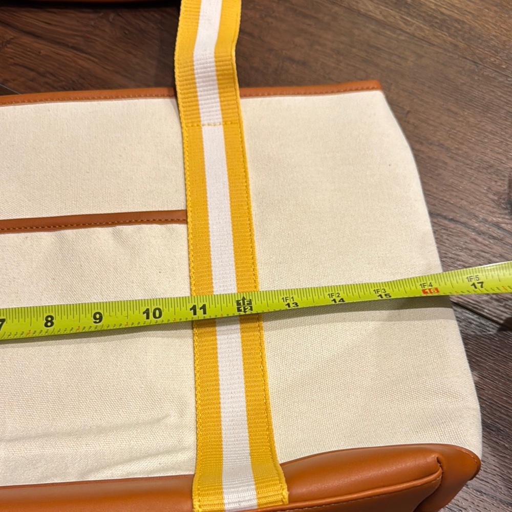 Stylish Canvas Cream and Tan Tote Bag with striped yellow/ white straps NWOT - Picture 6 of 9